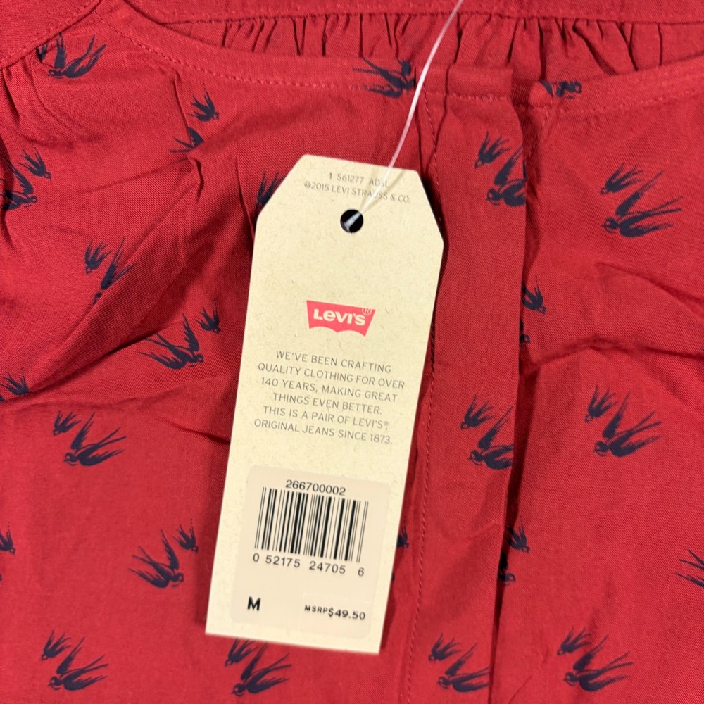Levis Shirt Women's M Red Bird Print Short Sleeve Button Front Blouse Top New - Picture 4 of 7